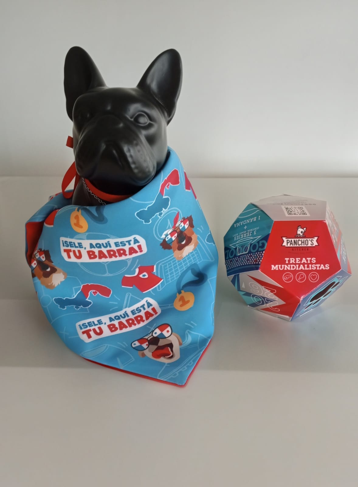 Bolas de Fútbol: Snacks + Bandana.